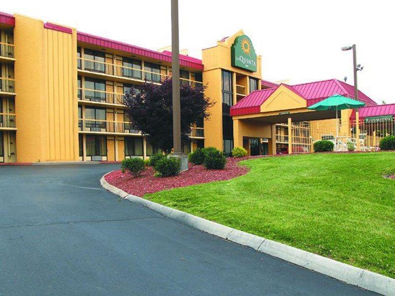 Extended Stay America Suites - Брістол Екстер'єр фото