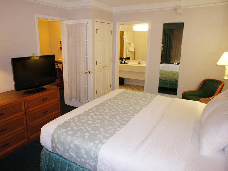 Extended Stay America Suites - Брістол Екстер'єр фото